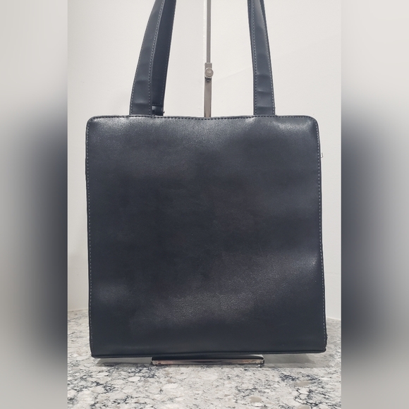 Liz Claiborne Black Leather And Nylon Shoulder Purse - Picture 11 of 11